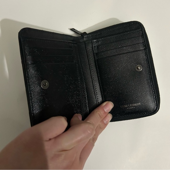 Saint Laurent Quilted Monogram Wallet - Picture 4 of 8